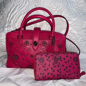 Coach Floral Tea Rose Grain leather Mercer 24